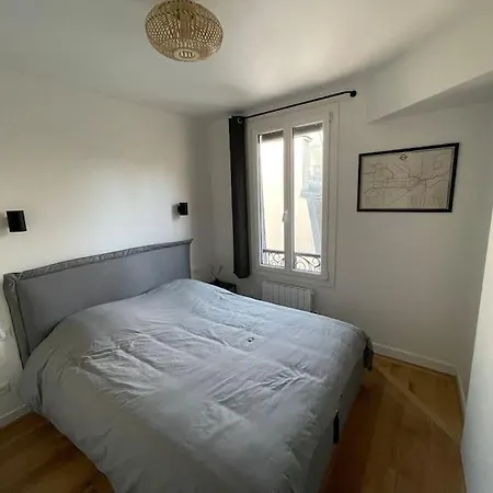 Bright Modern Apartment, 2 Bedrooms, 6 Guests Paris